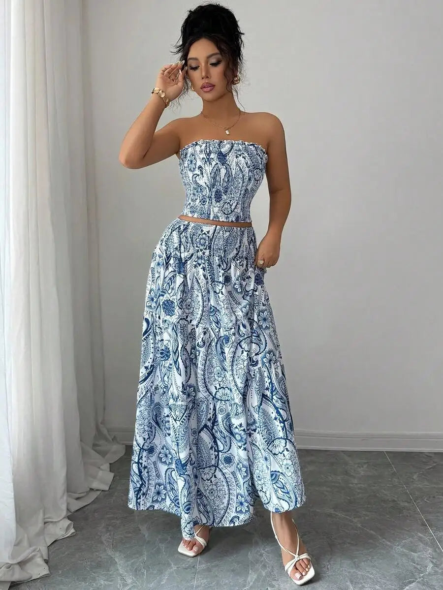 Conjunto Feminino Casual 2 Peças Top Tomara que Caia e Saia Estampado