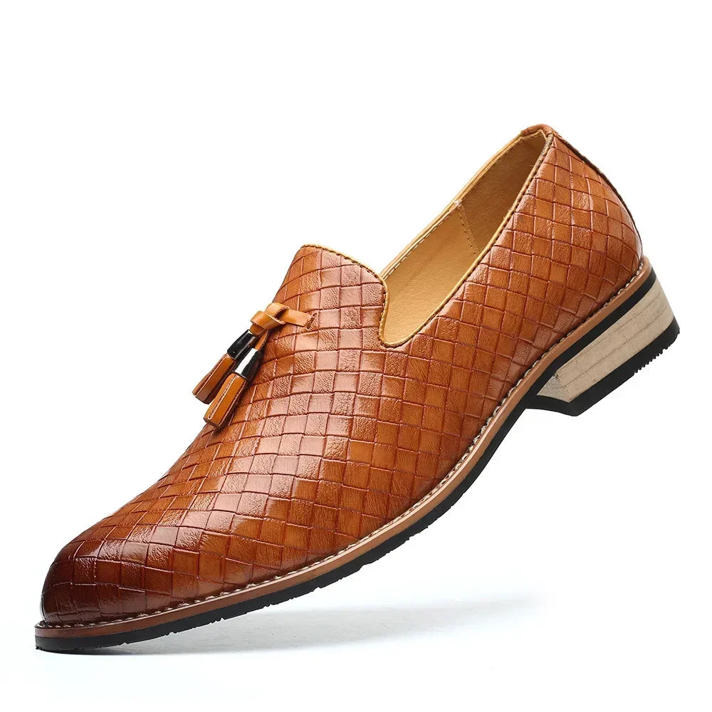 Sapato Masculino Casual Xadrez em Couro Sintético