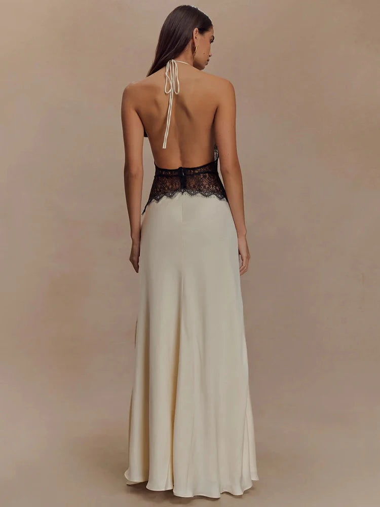 detalhe da gola alta do vestido longo feminino