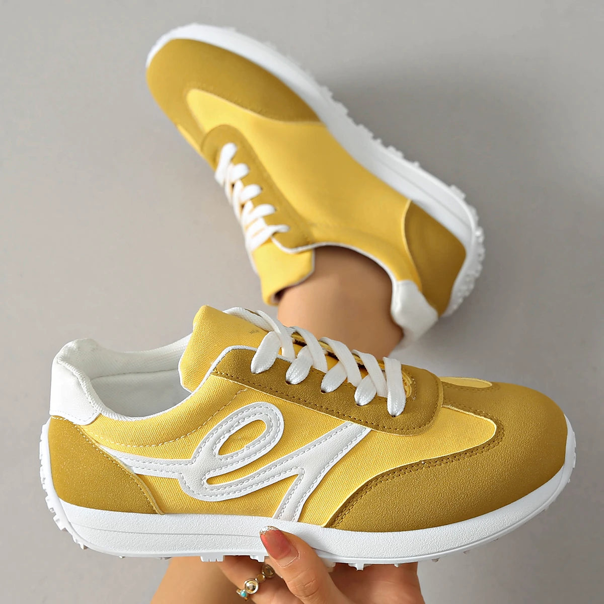 Tênis Feminino Casual Listrado Antiderrapante