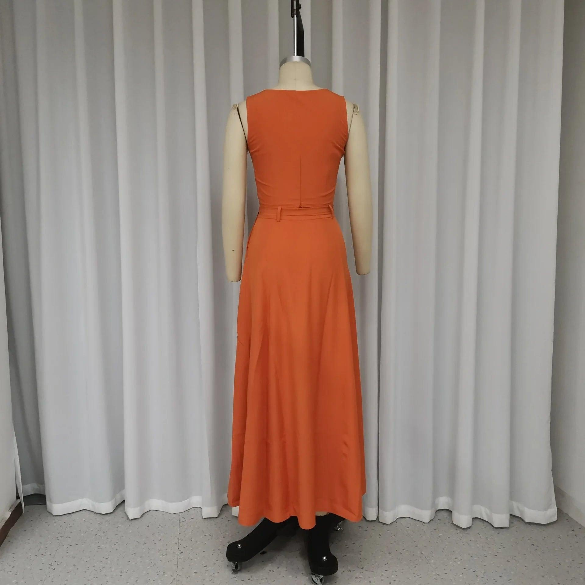 Conjunto Feminino Saia e Top Cropped