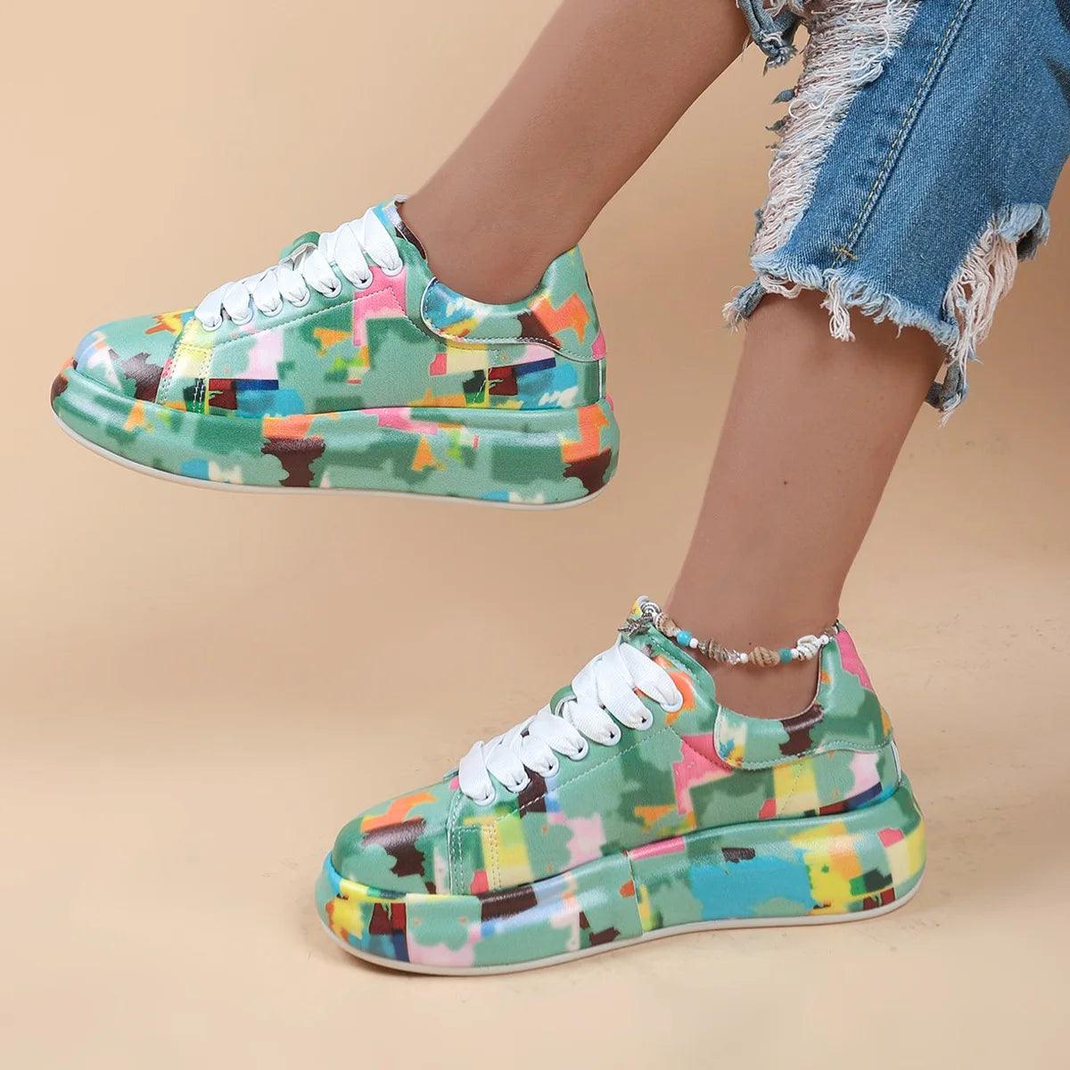 Tênis Feminino de Couro Graffiti