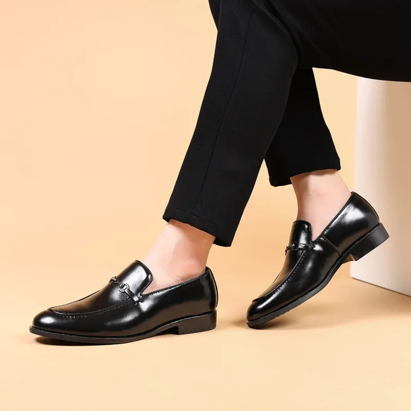 Sapato Masculino Casual Couro PU Bico Fino by Loja Bruna Modas
