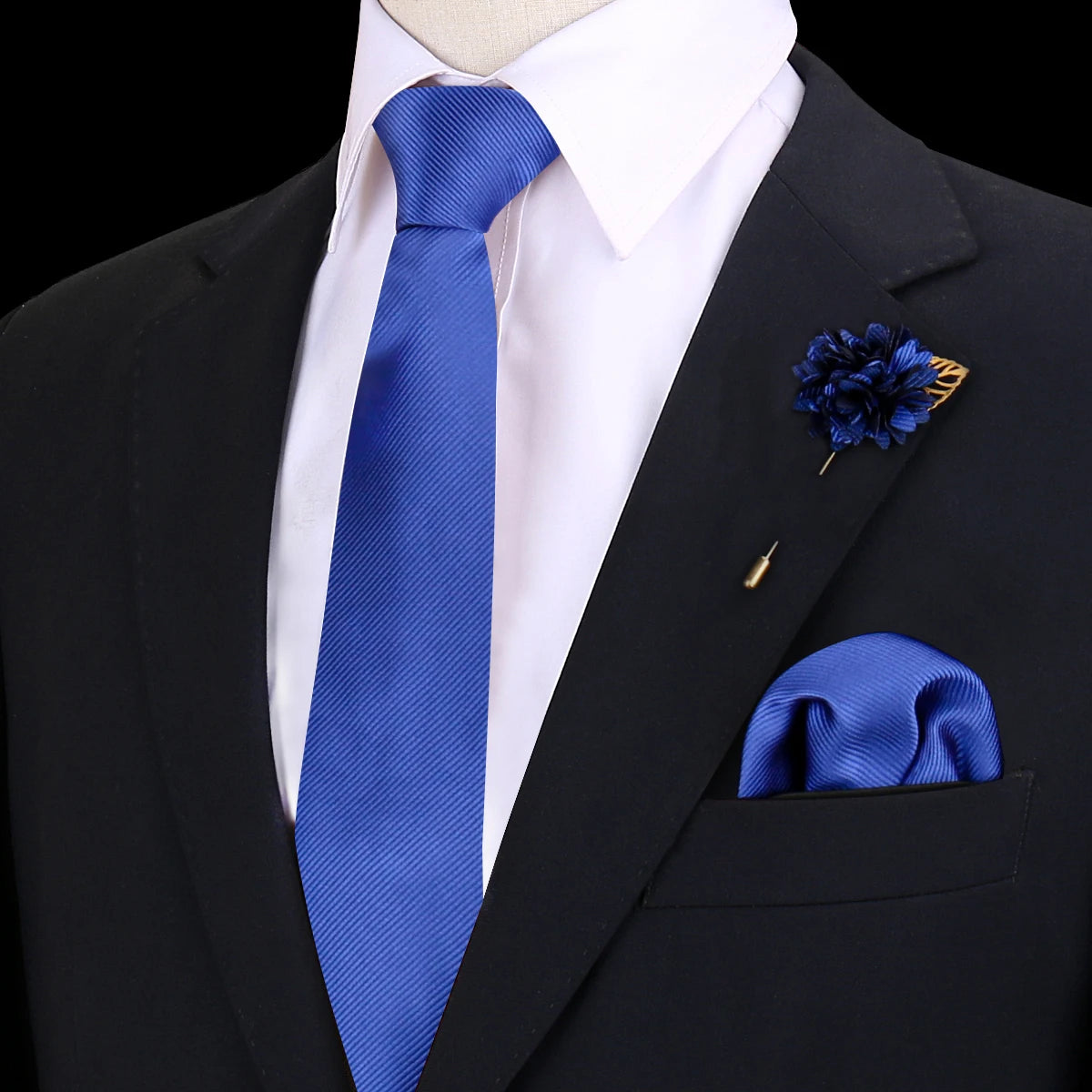 Gravata Masculina Lisa Poliéster com Broche e Lenço de Bolso