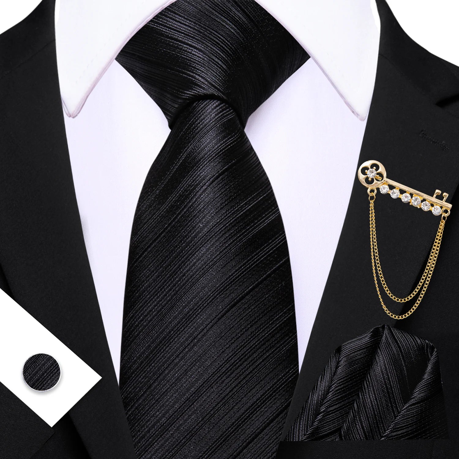 Conjunto de Gravata Masculina Listrada com Lenço de Bolso