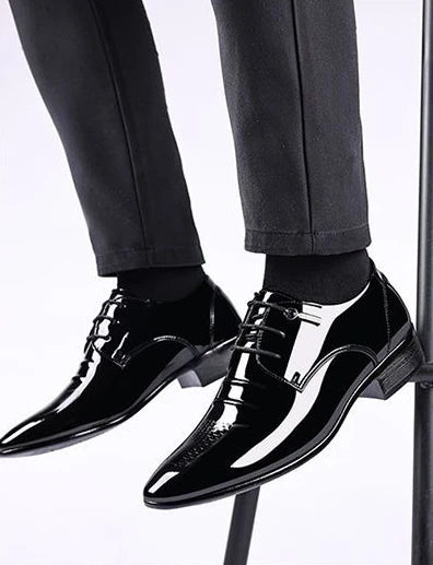 Sapato Social Masculino de Verniz Preto com Cadarço by Loja Bruna Modas