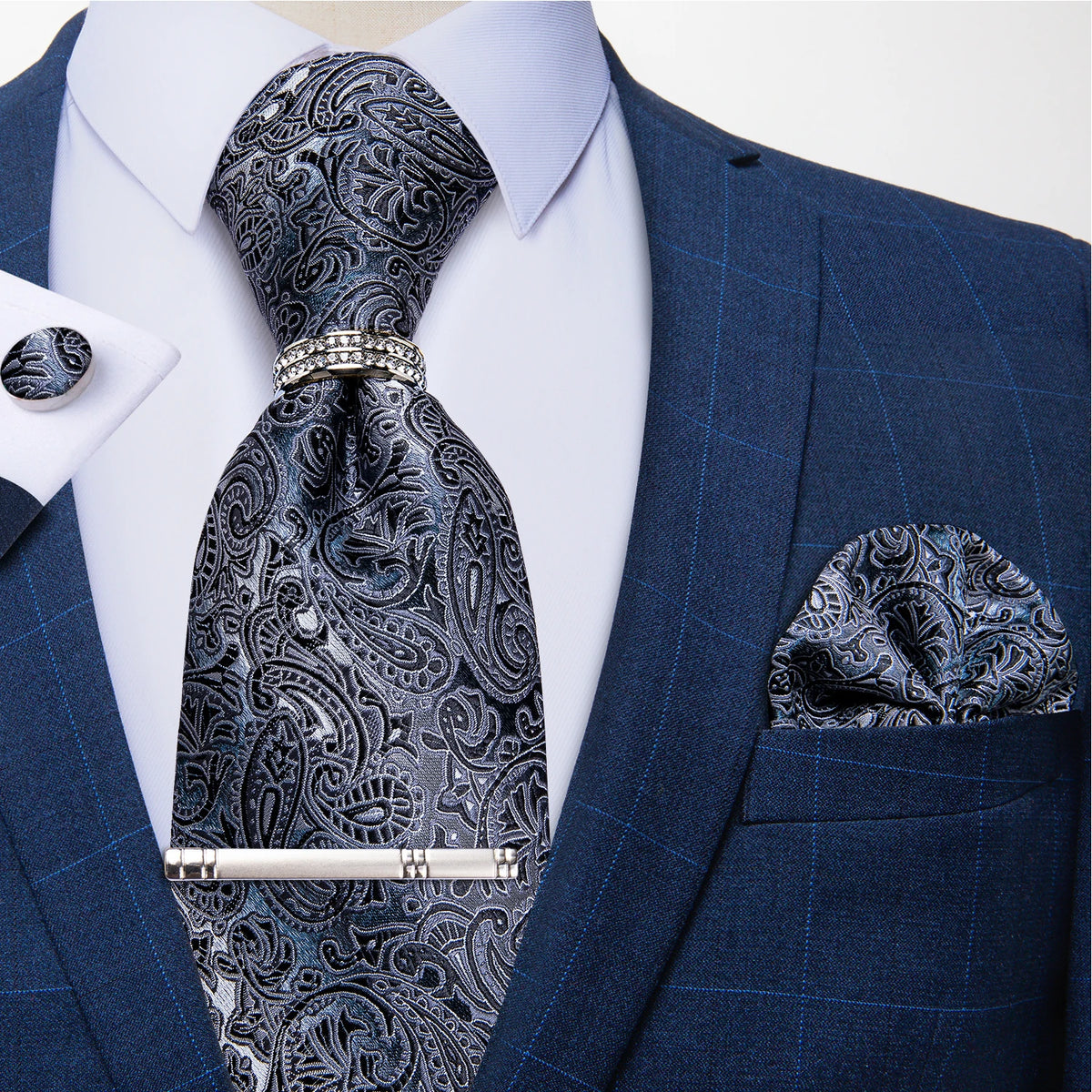 Gravata Masculina Plissada de Luxo com Acessórios