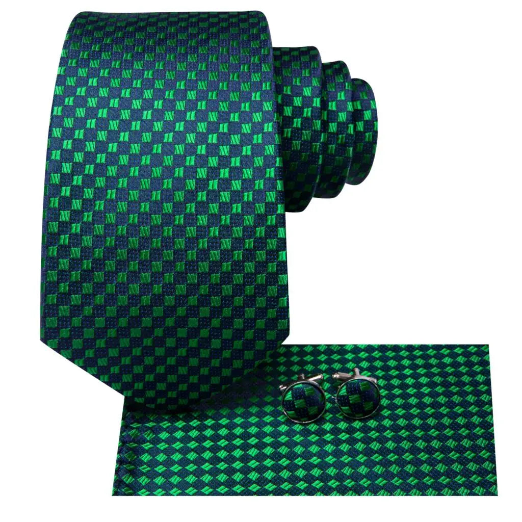 Gravata Masculina de Seda Verde 8,5 cm com Acessórios