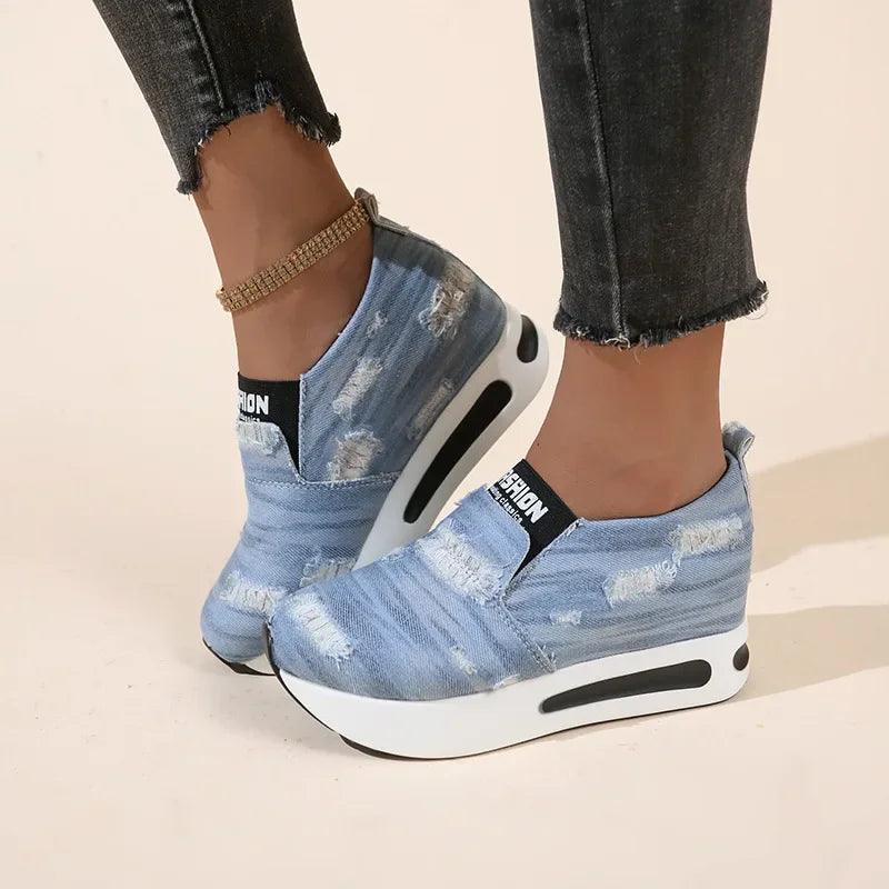 Tênis Feminino Casual Denim Rasgado