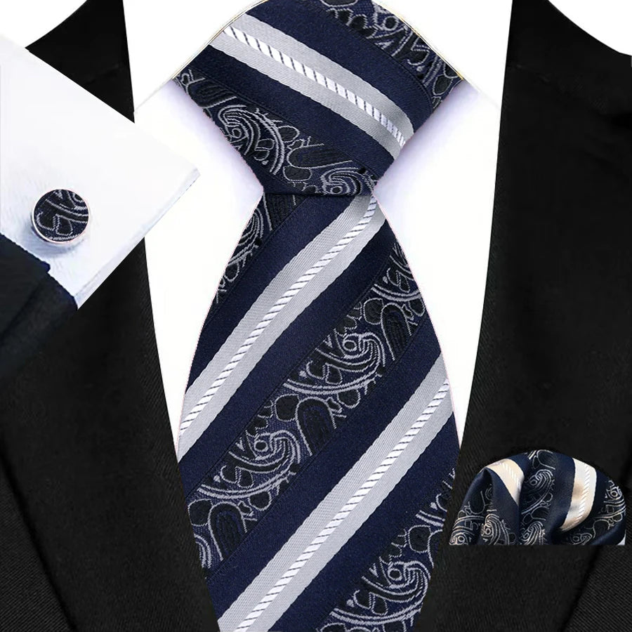Gravata Masculina de Luxo em Jacquard Listrada