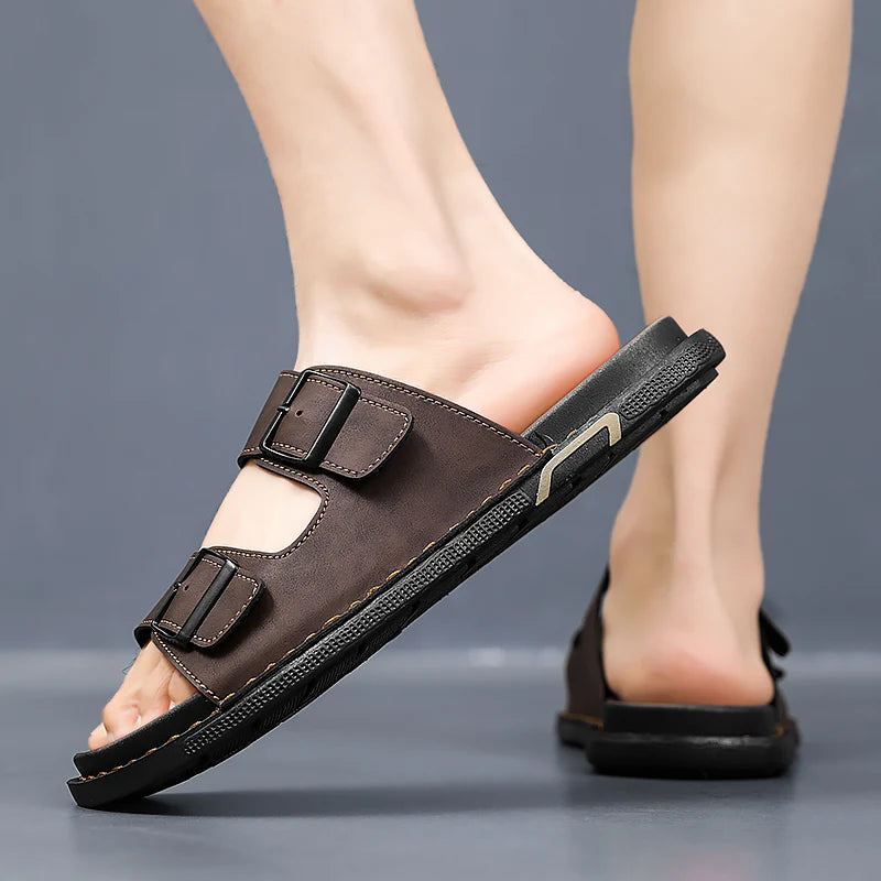 Sandália Masculina com Fivela Caldrava