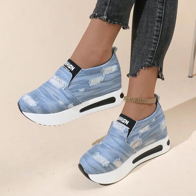 Tênis Feminino Casual Denim Rasgado