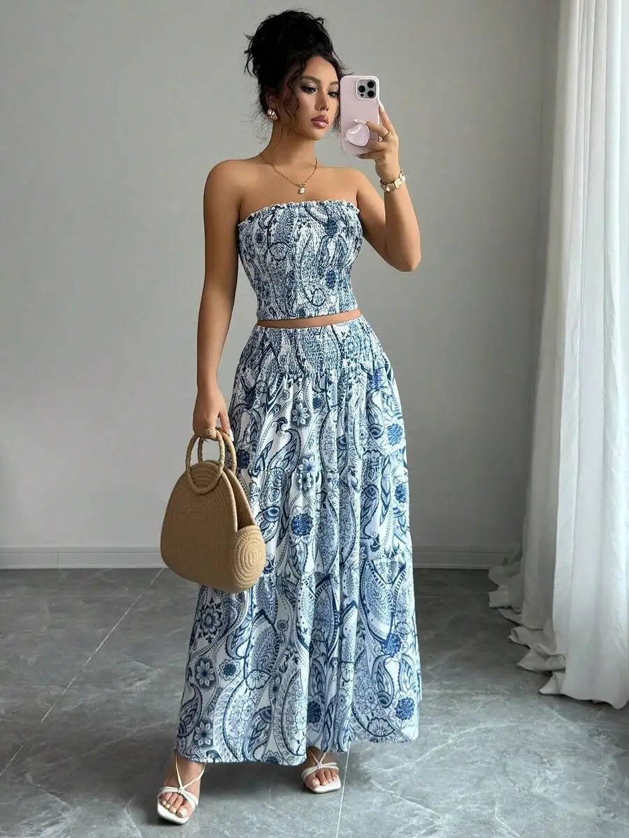 Conjunto Feminino Casual 2 Peças Top Tomara que Caia e Saia Estampado
