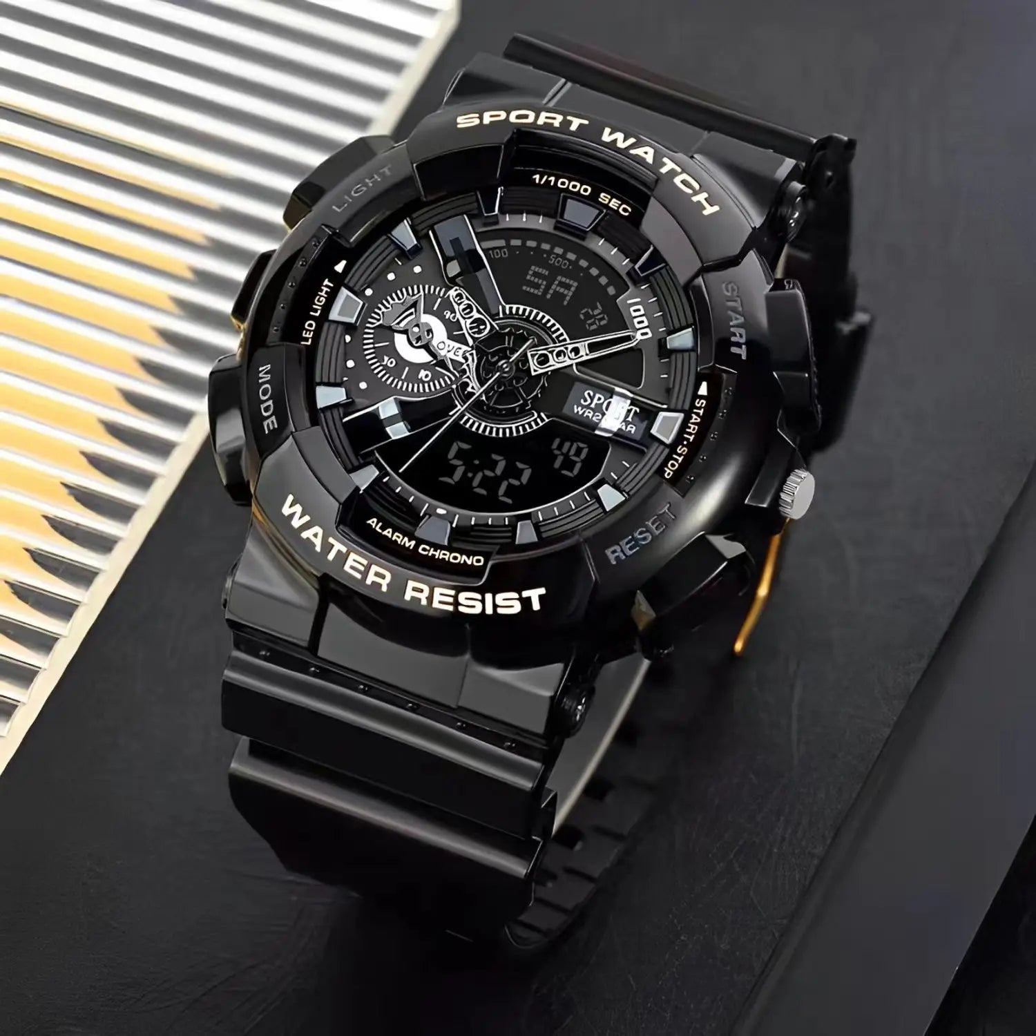 Relógio Masculino Eletrônico Multifuncional WarChrono 52™
