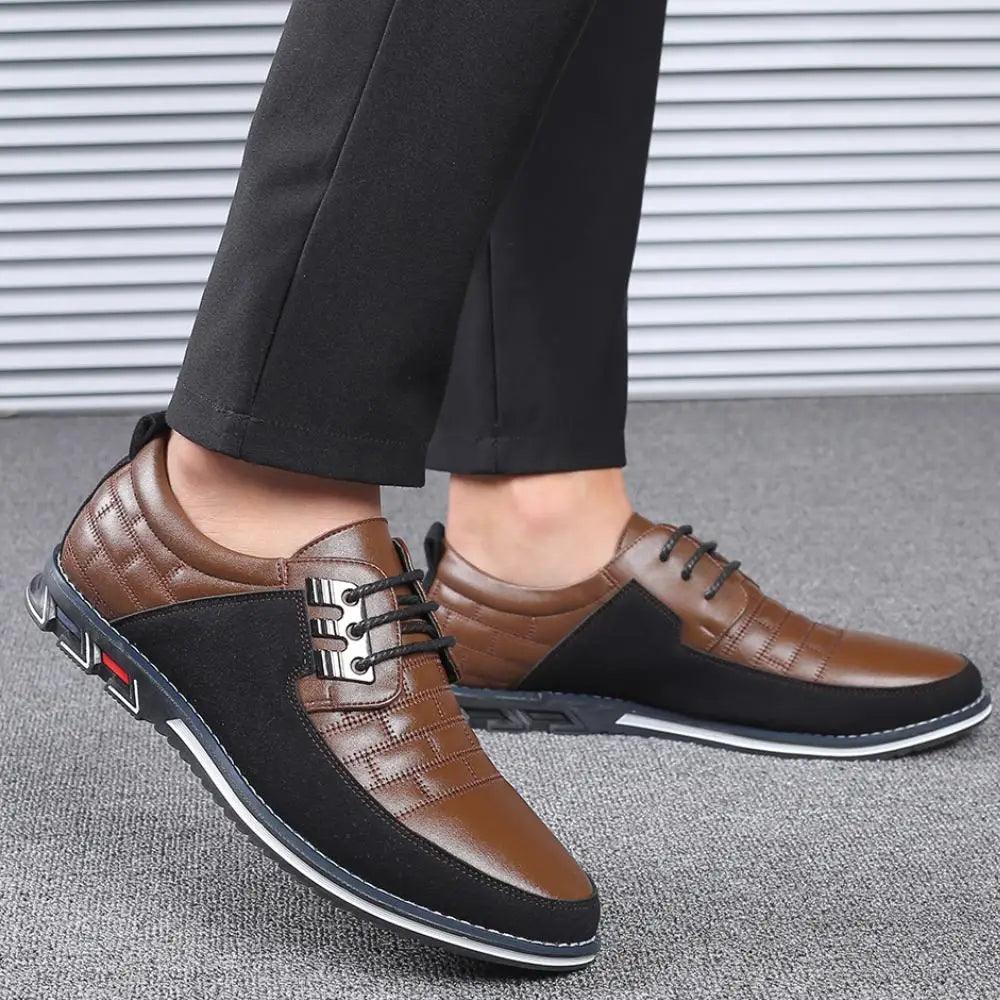 Sapato Masculino de Couro Sintético Clássico