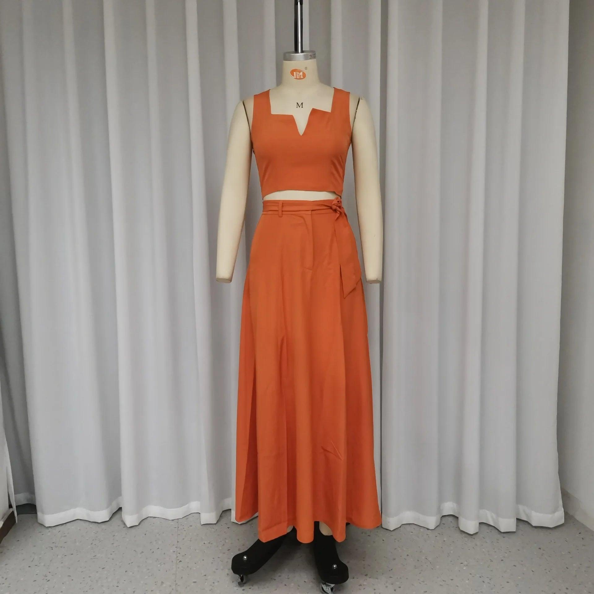 Conjunto Feminino Saia e Top Cropped