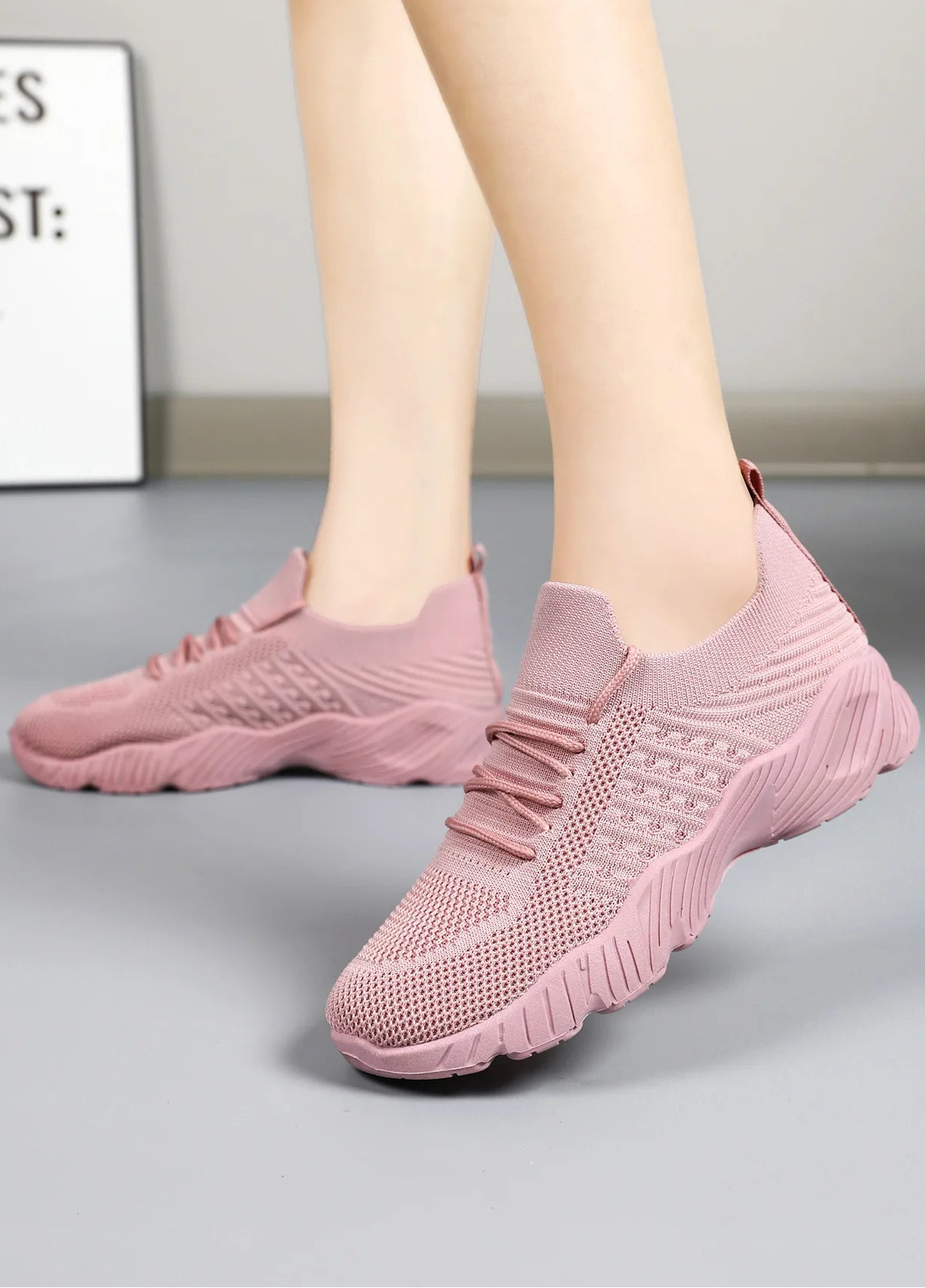 Tênis Feminino Brisa de Malha Respirável