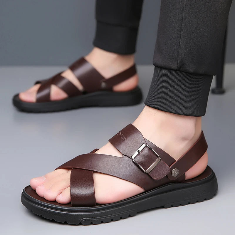 Sandália Masculina de Couro PU Pariesiense