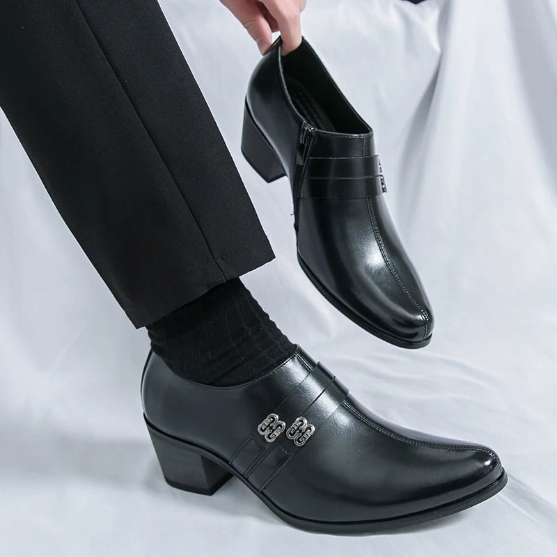 Sapato Masculino Clássico com Salto Alto 5,5cm