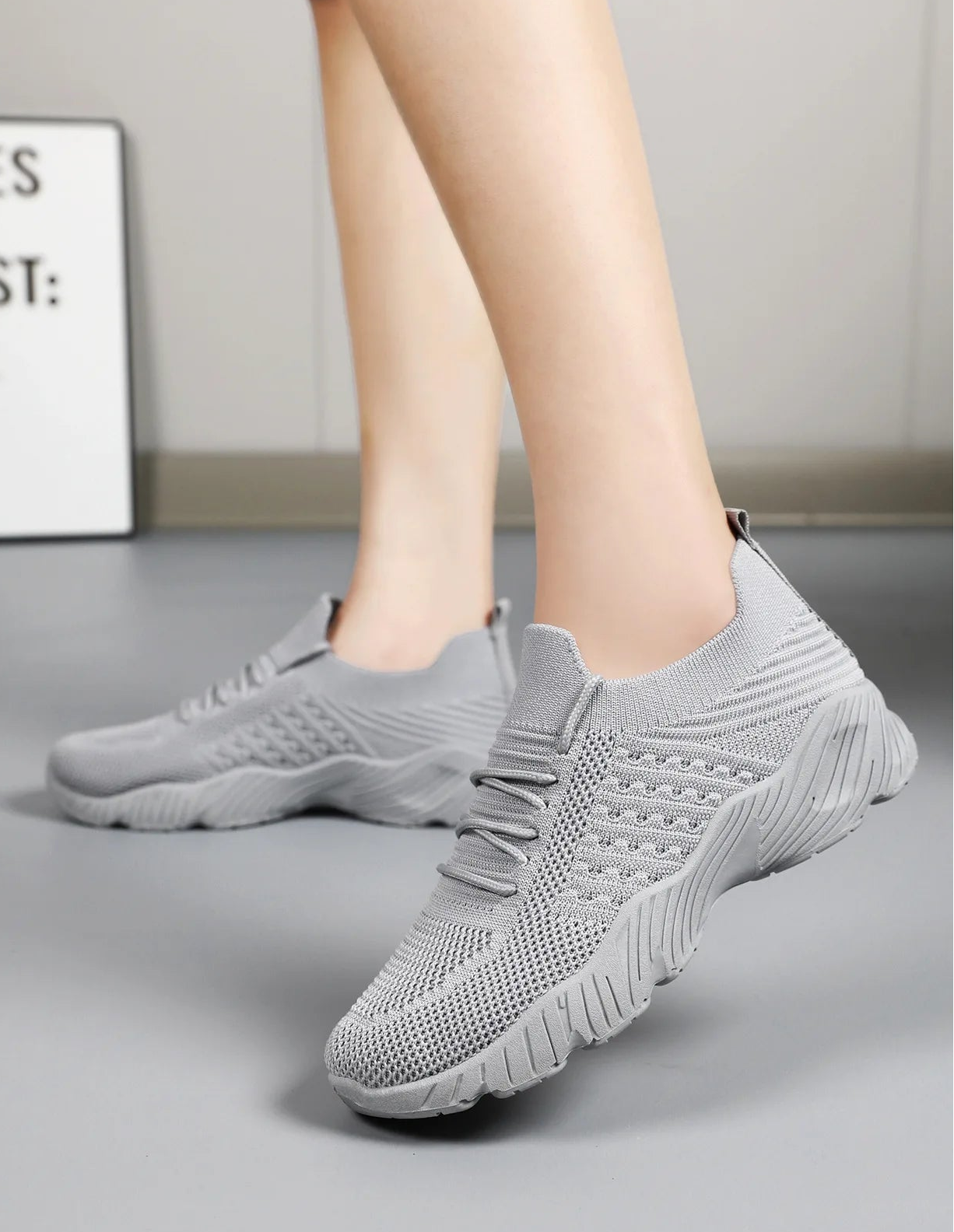 Tênis Feminino Brisa de Malha Respirável