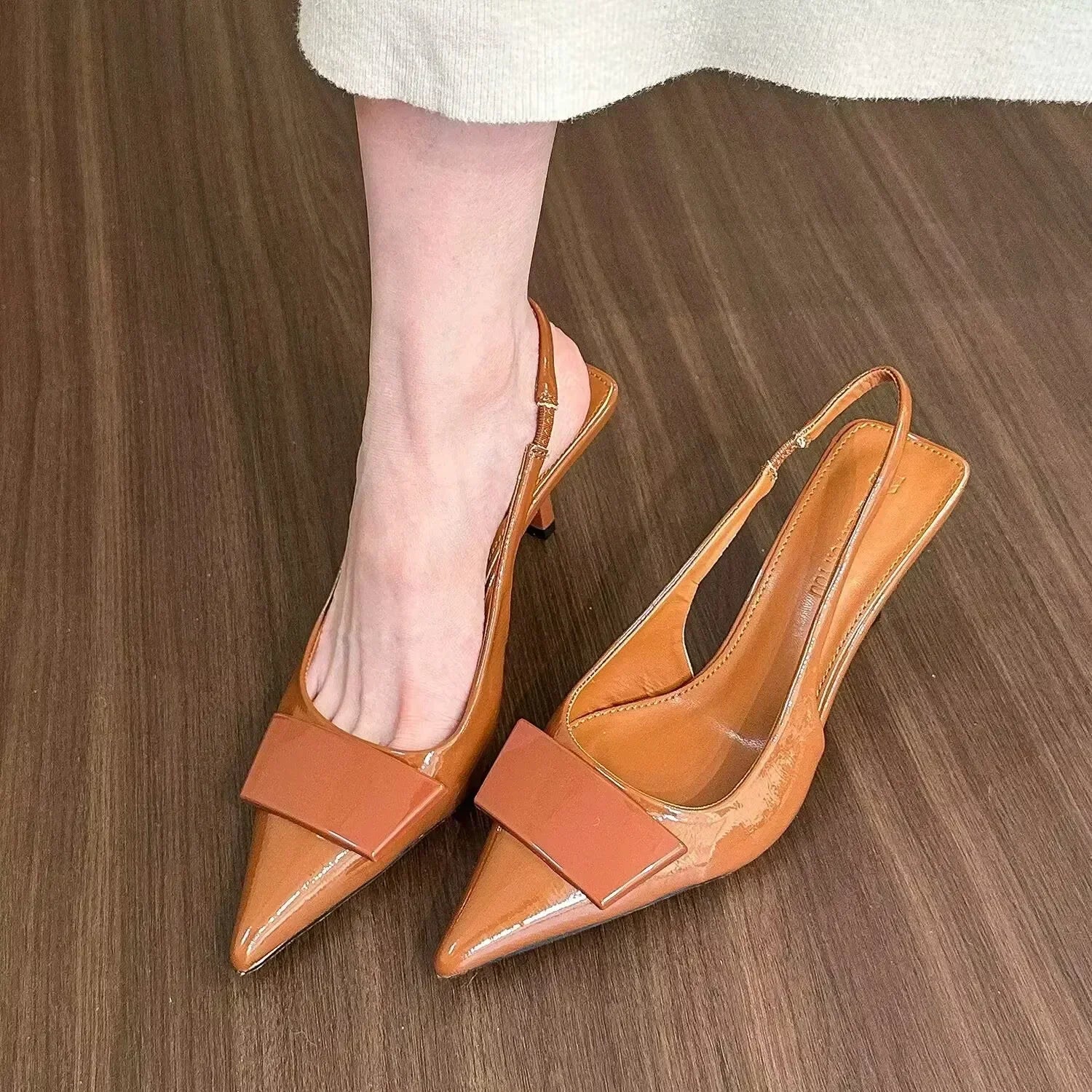 Sapato Feminino Bico Fino de Luxo Elegante