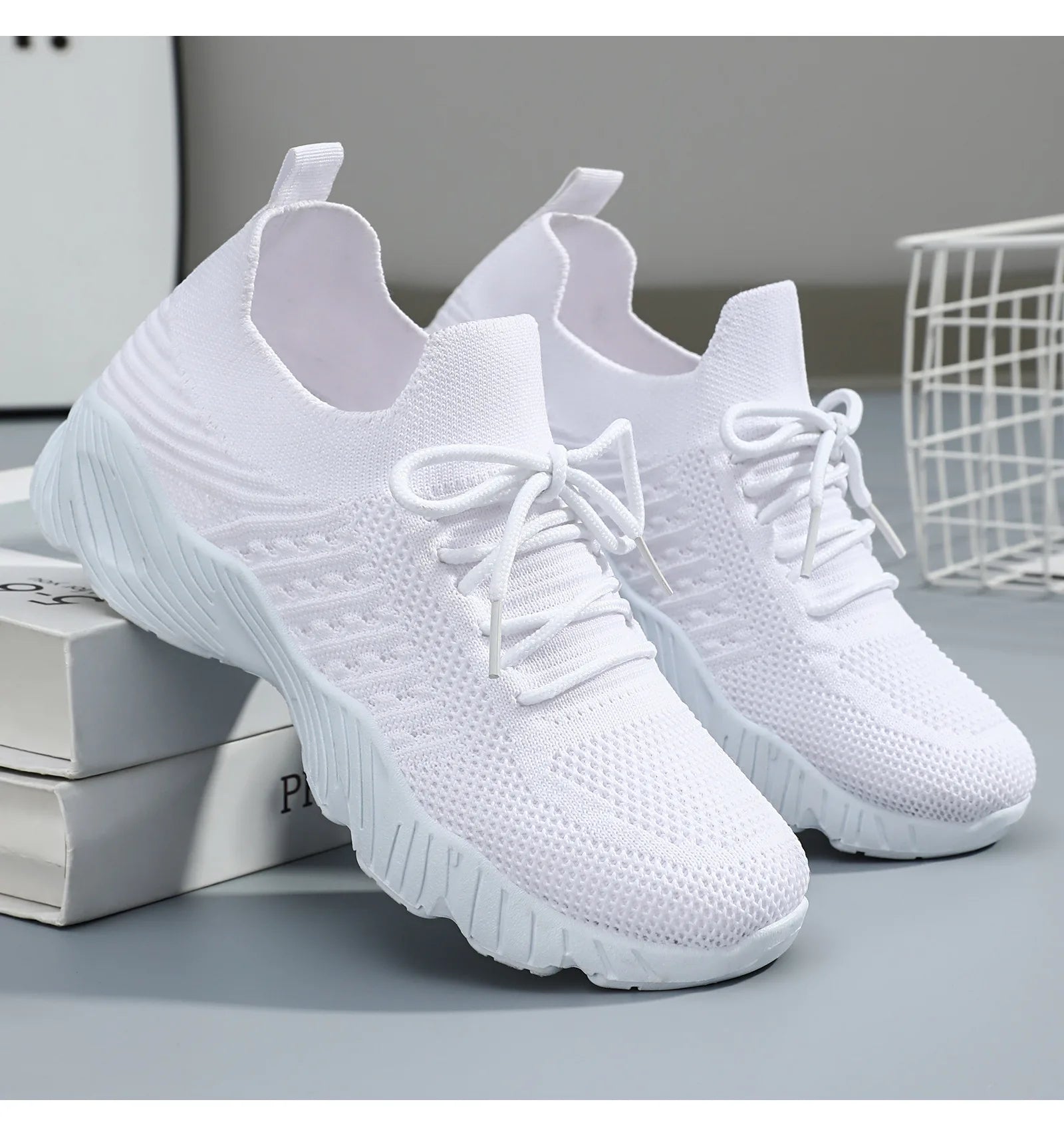 Tênis Feminino Casual Leve de Malha Respirável Antiderrapante