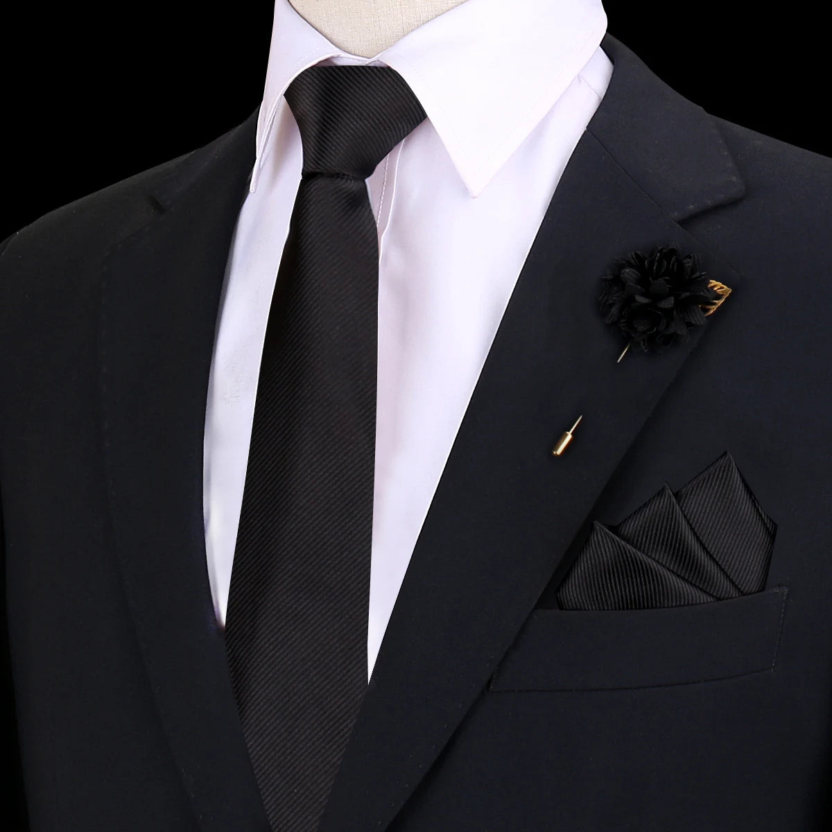 Gravata Masculina Lisa Poliéster com Broche e Lenço de Bolso