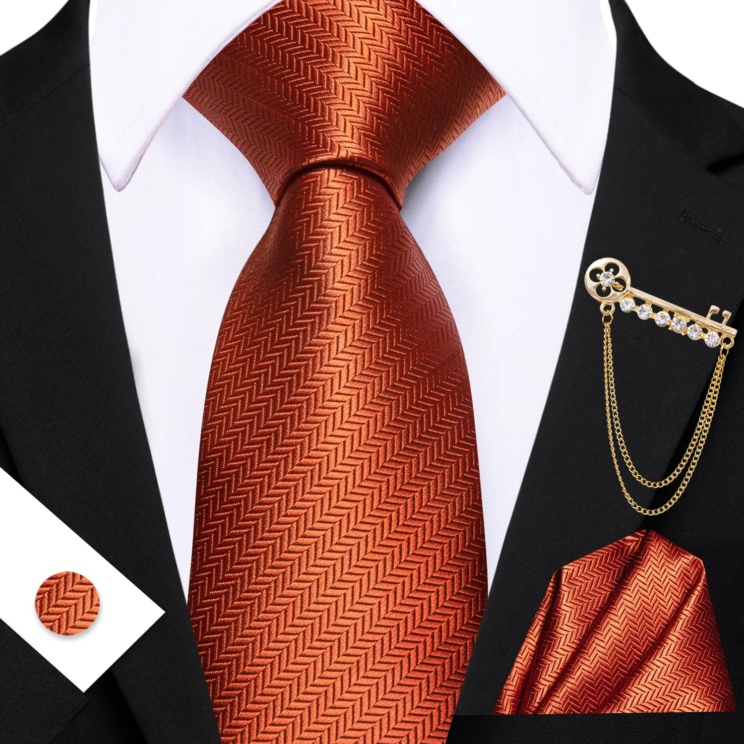 Conjunto de Gravata Masculina Listrada com Lenço de Bolso