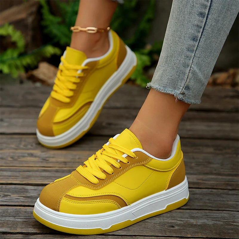 Tênis Feminino Casual Plataforma de Couro Sintético Vulcanizado