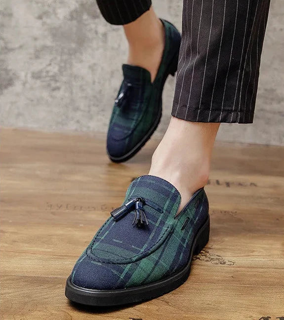 Sapato Masculino Mocassim Bico Fino Whitcombe