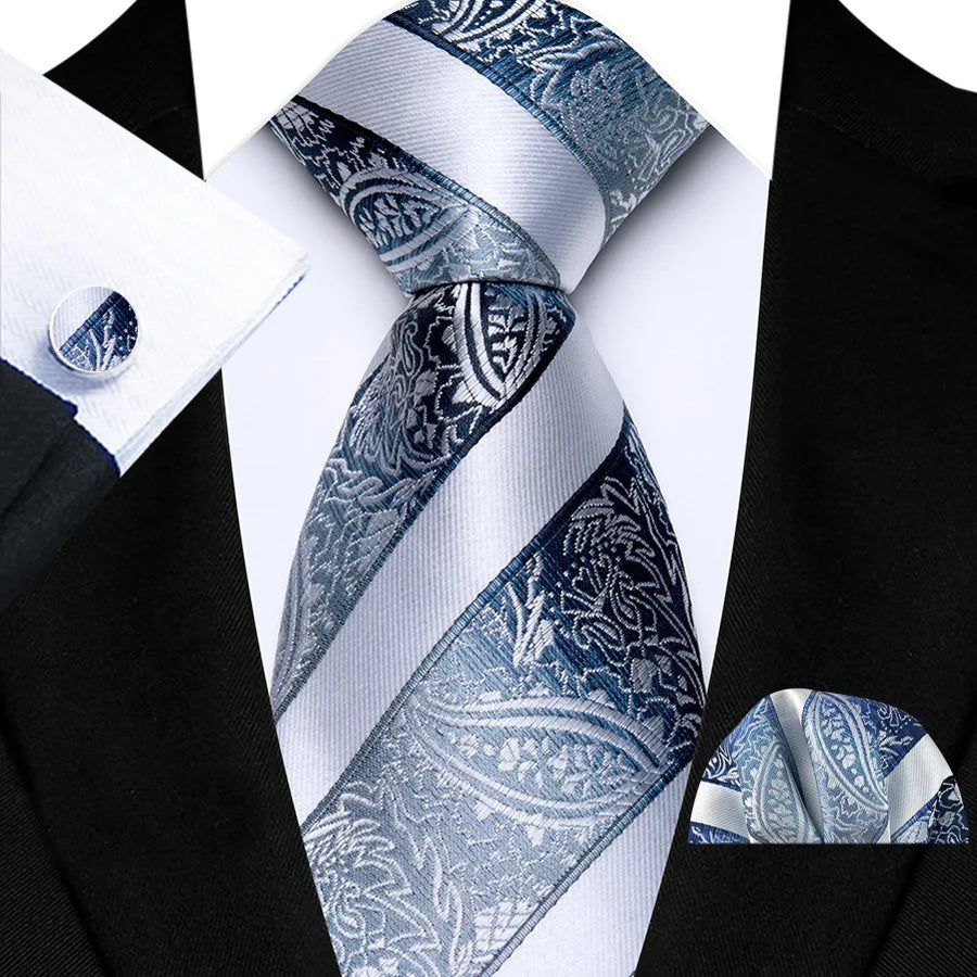 Gravata Masculina de Luxo com Estampa Paisley com Acessórios
