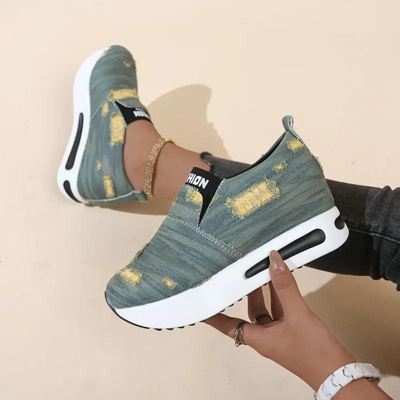 Tênis Feminino Casual Denim Rasgado