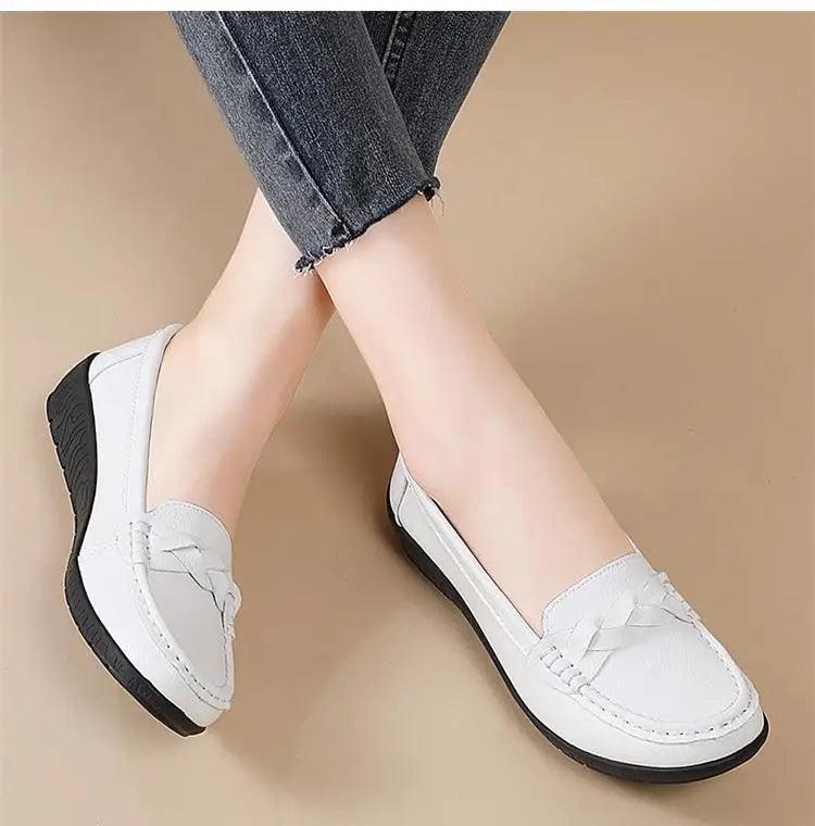 Mocassins de Couro Genuíno Feminino Conforto e Estilo Casual