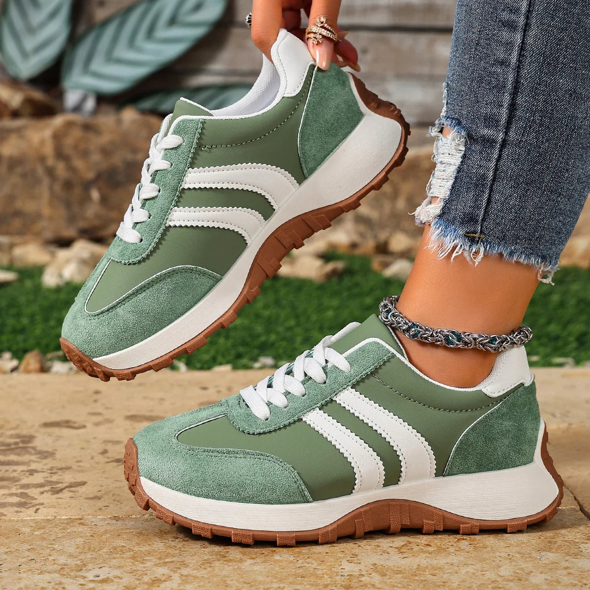 Tênis Feminino Casual Couro PU Antiderrapante e Confortável