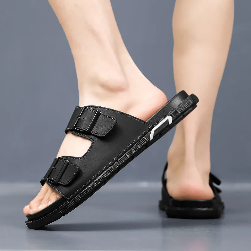 Sandália Masculina com Fivela Caldrava