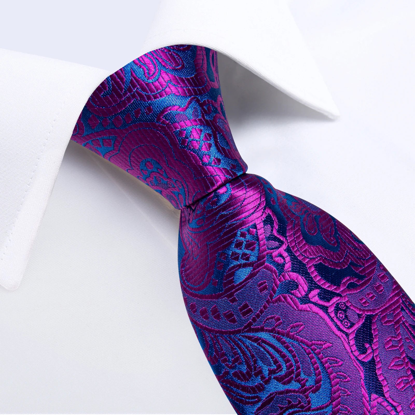 Gravata Masculina Roxa com Acessórios