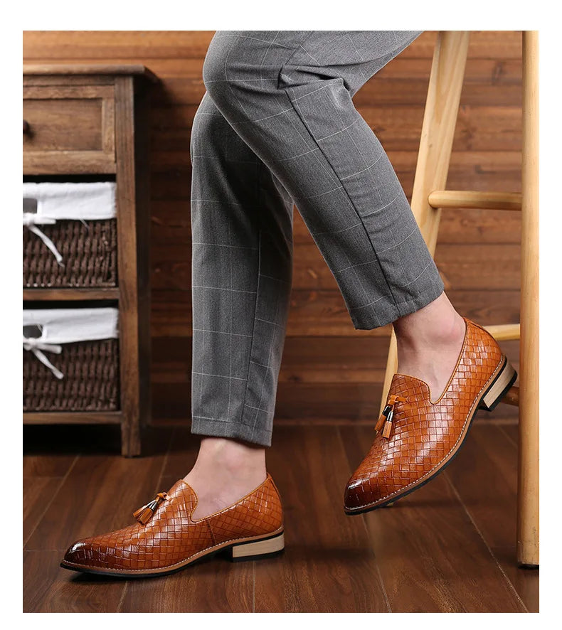 Sapato Masculino Casual Xadrez em Couro Sintético