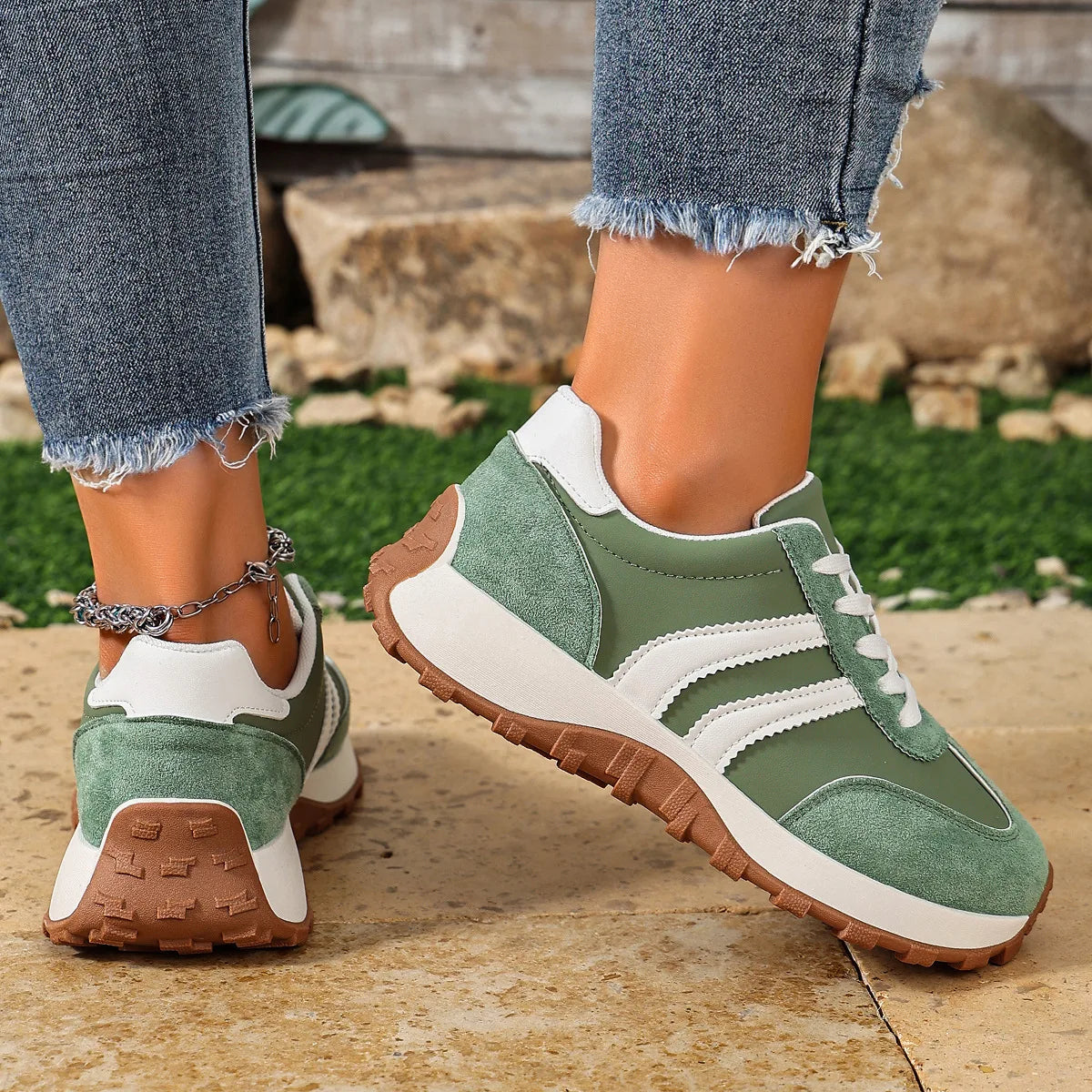 Tênis Feminino Casual Couro PU Antiderrapante e Confortável