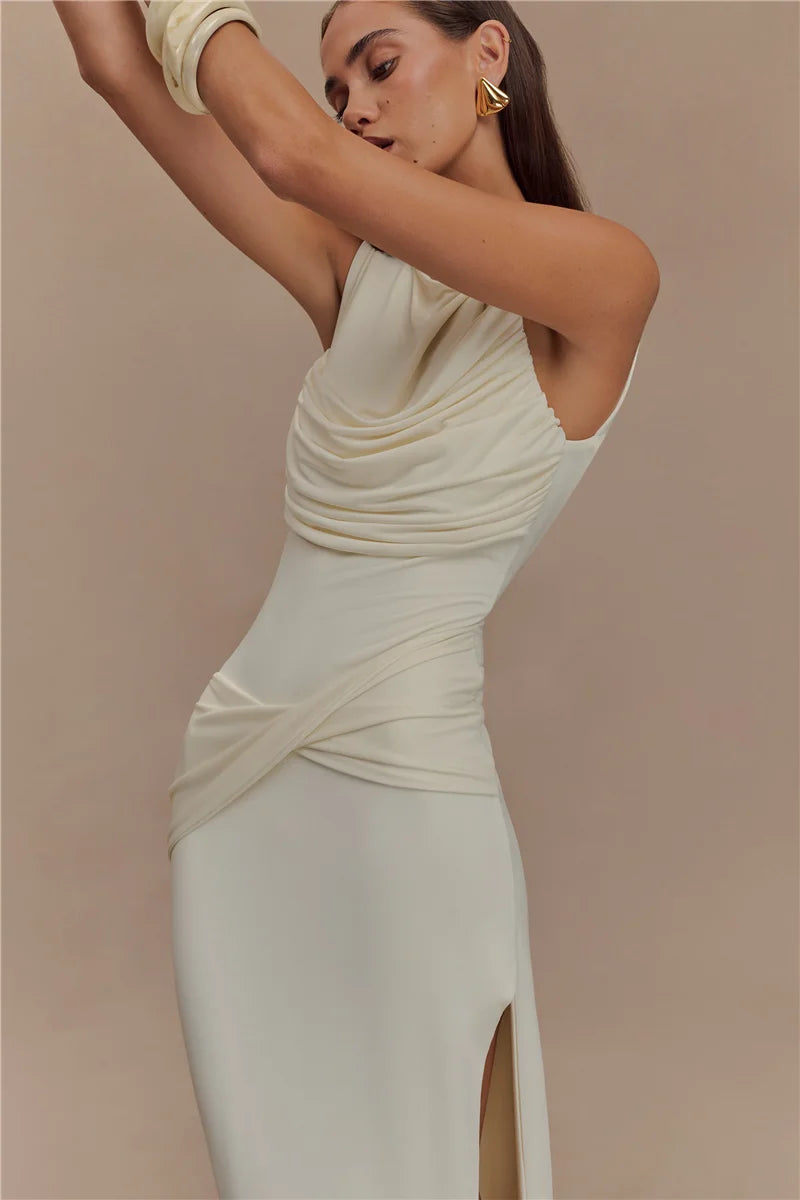 caimento fluido do vestido longo feminino maxi