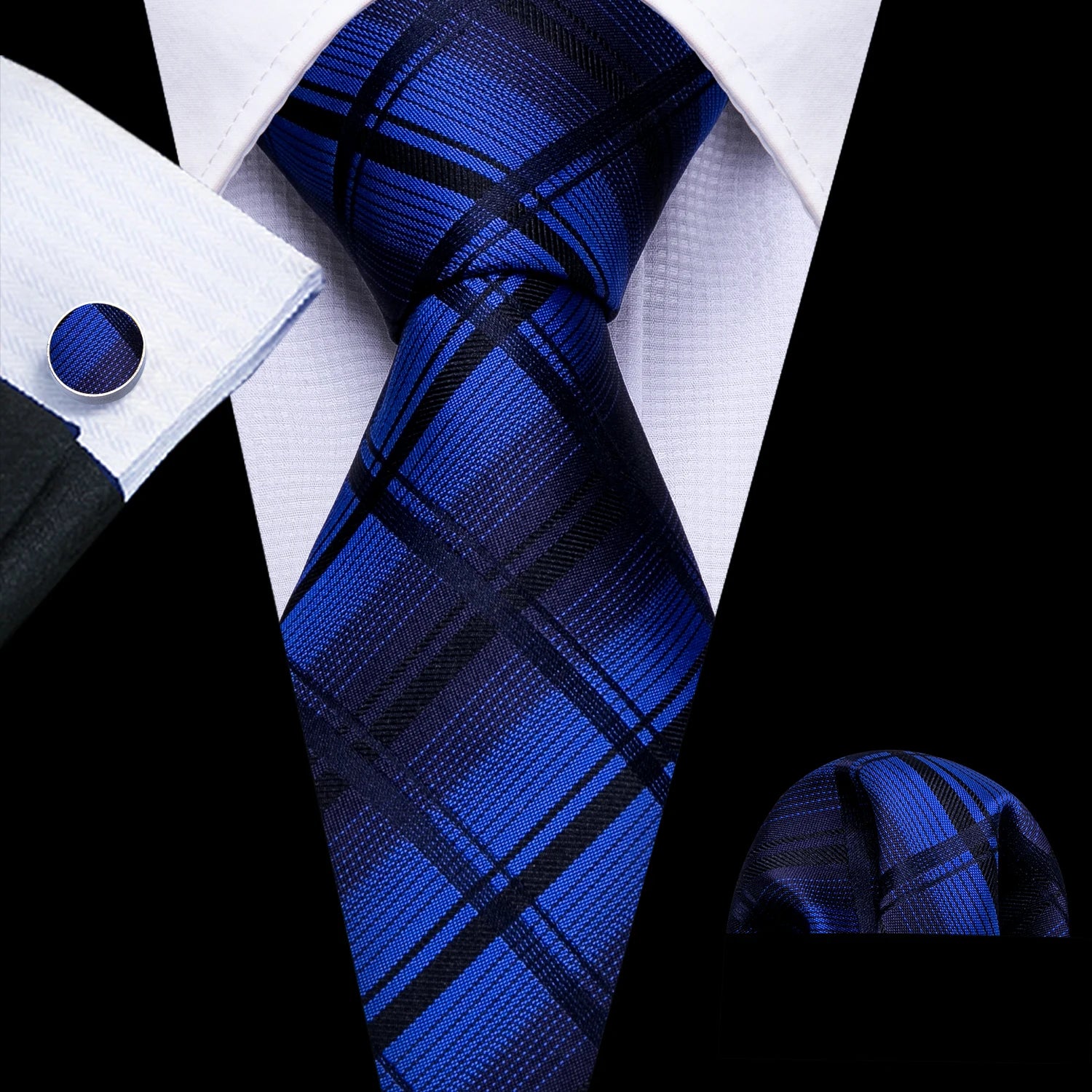 Kit Gravata Masculina Xadrez Social com Lenço e Abotoaduras