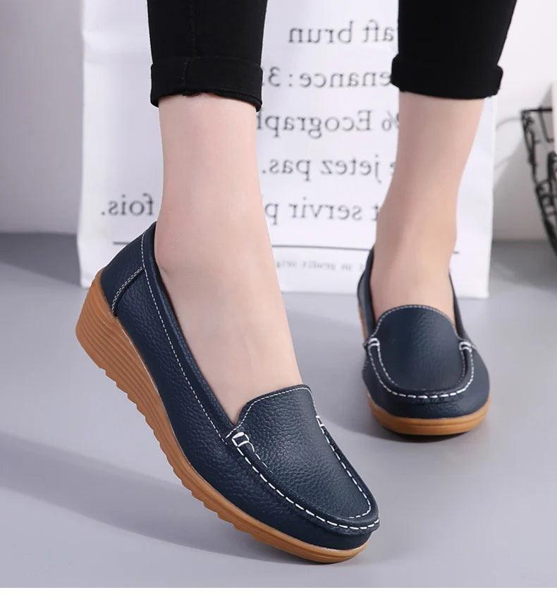 Mocassim Feminino Évora em Couro Rachado
