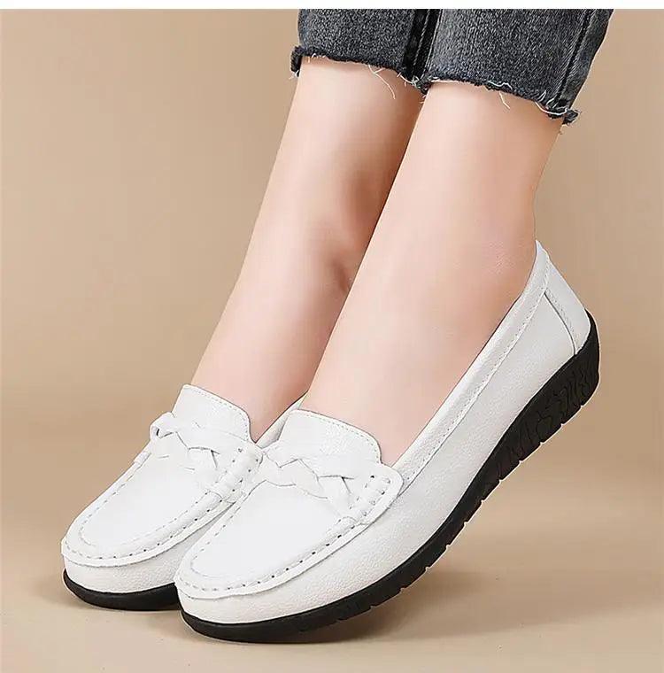 Mocassins de Couro Genuíno Feminino Conforto e Estilo Casual