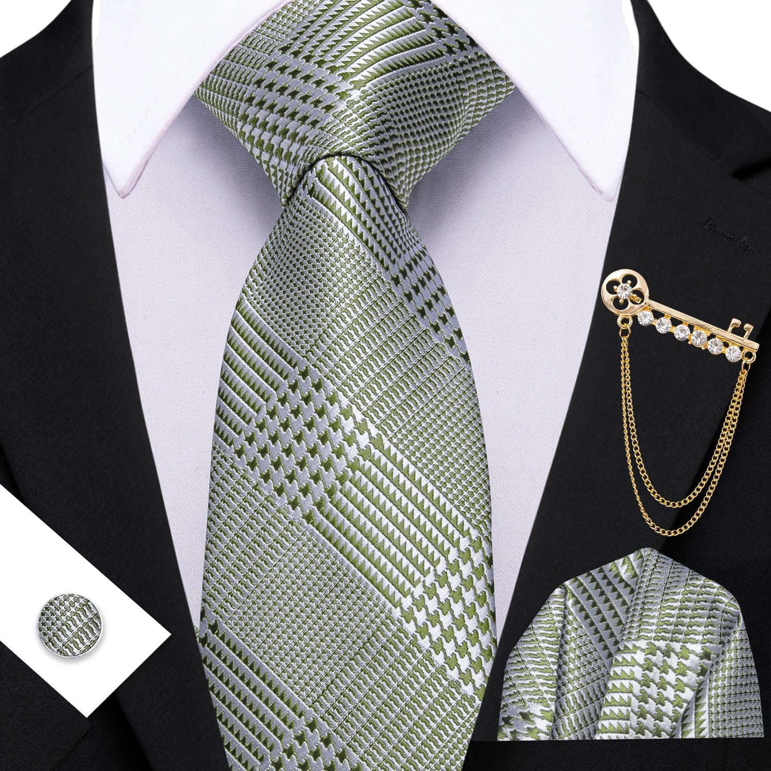 Conjunto de Gravata Masculina Listrada com Lenço de Bolso