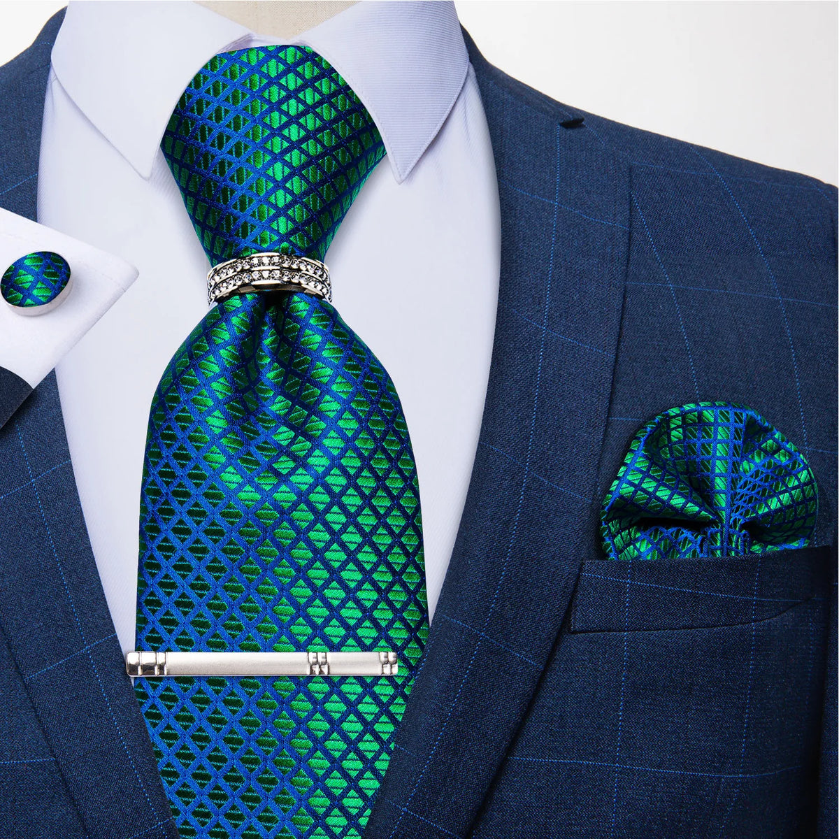 Gravata Masculina Plissada de Luxo com Acessórios