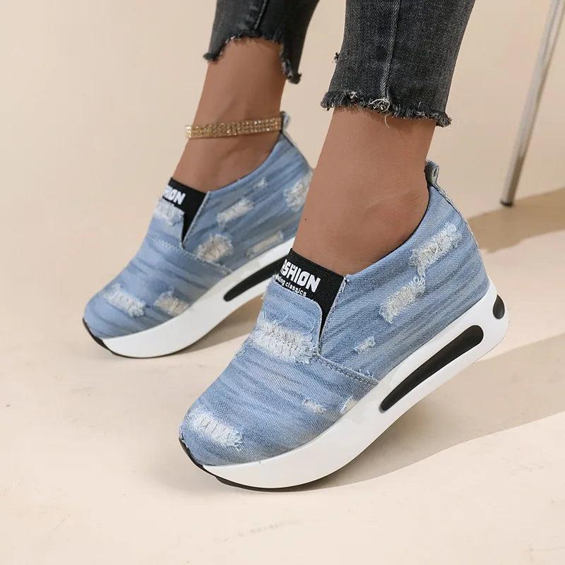 Tênis Feminino Casual Denim Rasgado