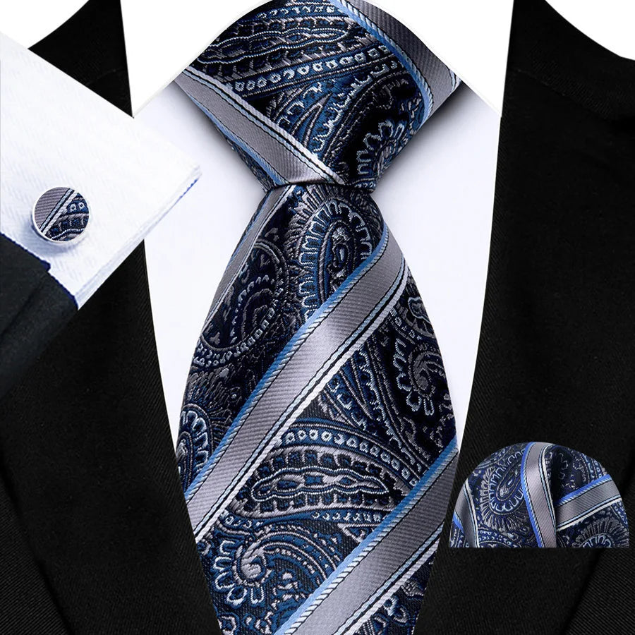 Gravata Masculina de Luxo com Estampa Paisley com Acessórios