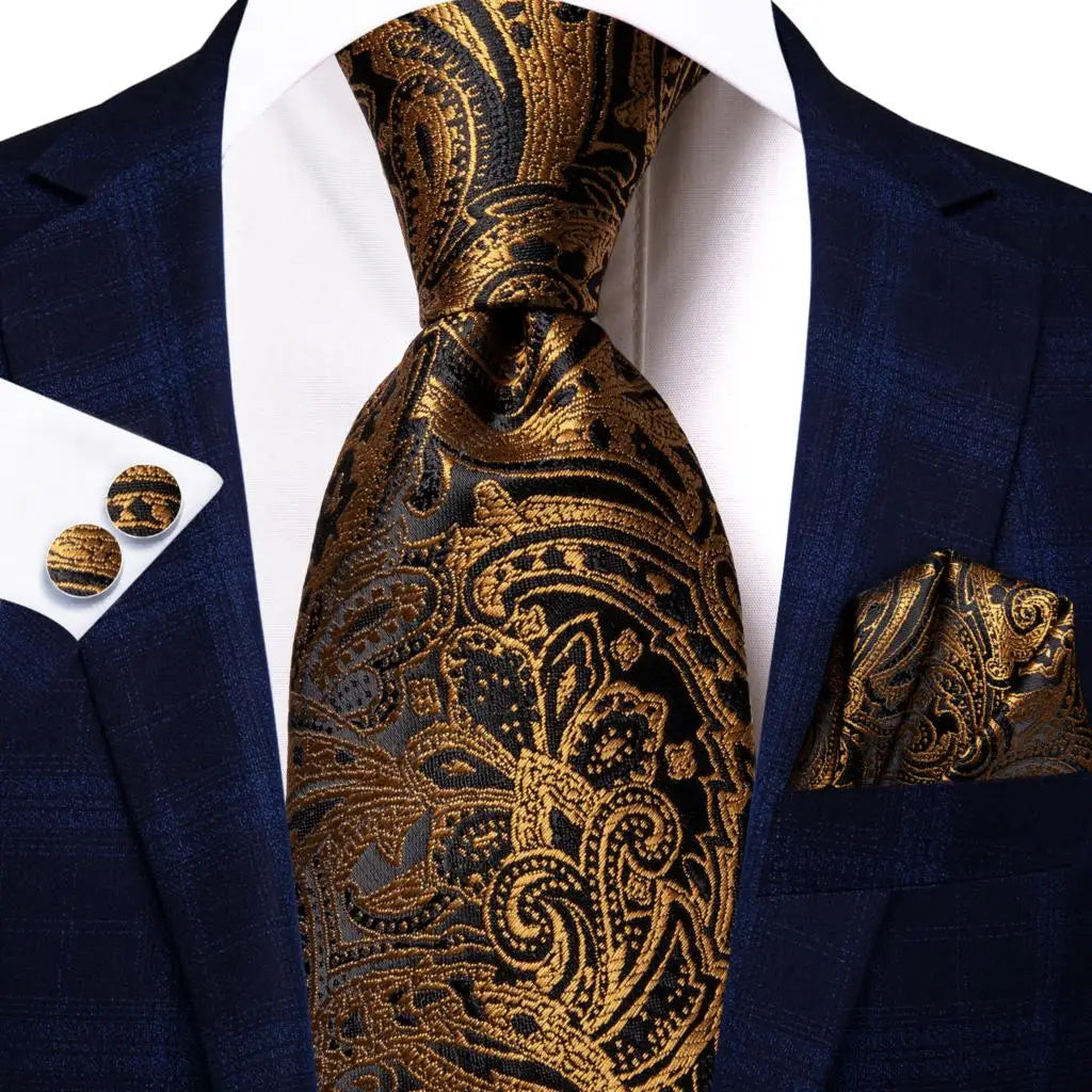 Gravata Masculina de Luxo com Acessórios