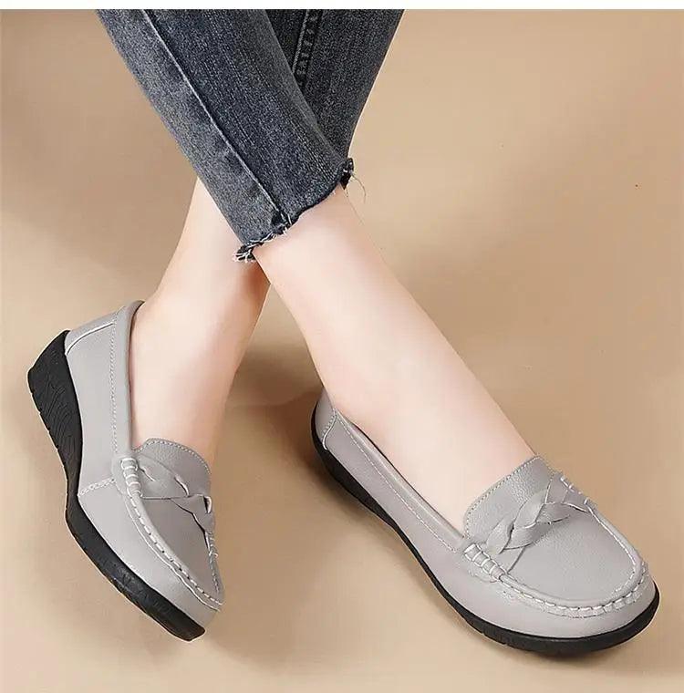 Mocassins de Couro Genuíno Feminino Conforto e Estilo Casual