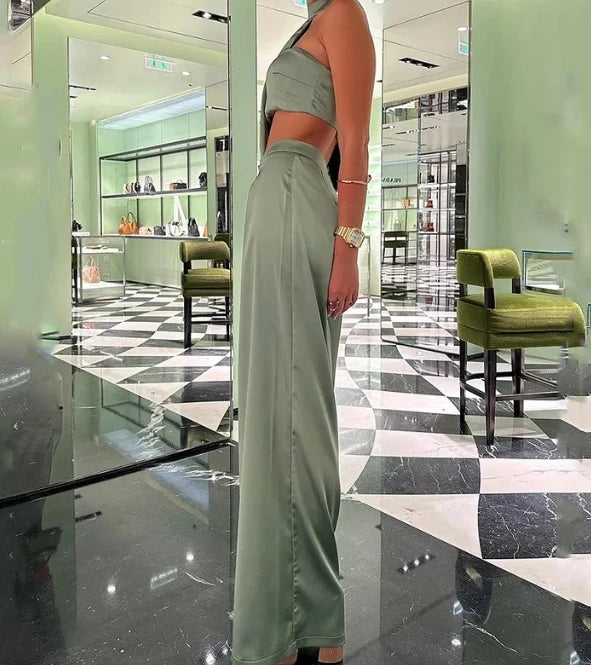 Conjunto Feminino Calça e Camisa Halter