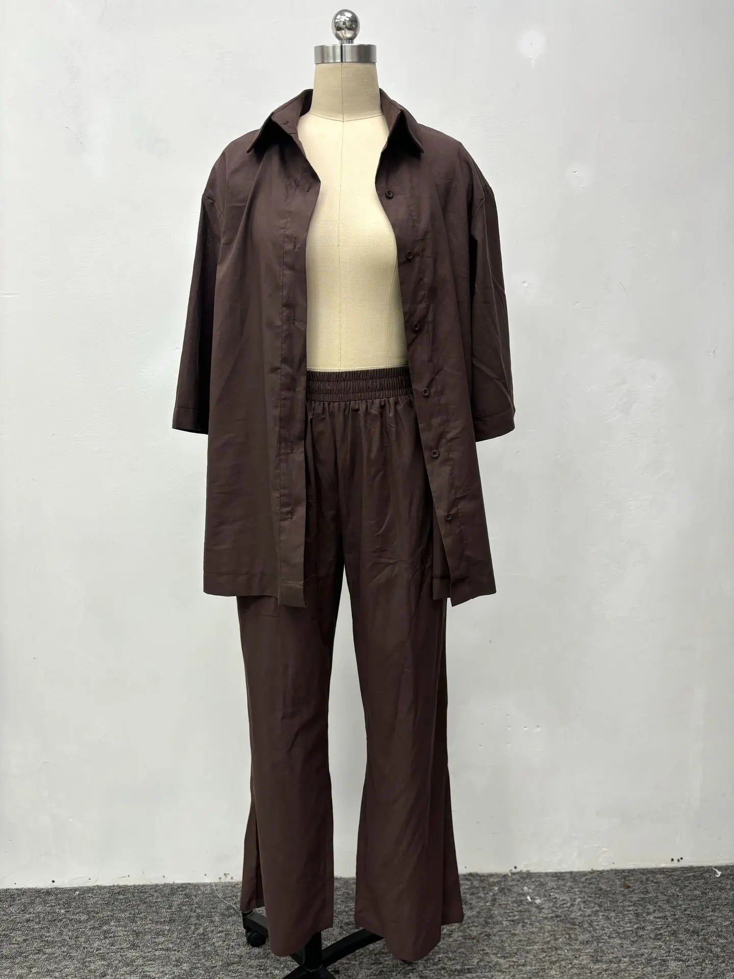 Conjunto Feminino Oversize de Linho: Elegância Casual